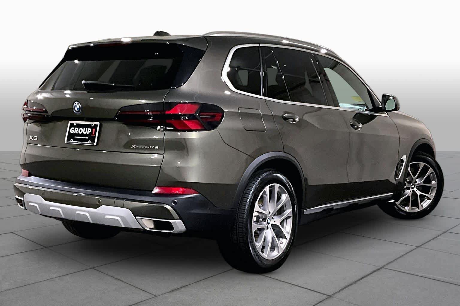 Used 2026 BMW X5 xDrive50e w/ Climate Comfort Package AWD/4WD image 12