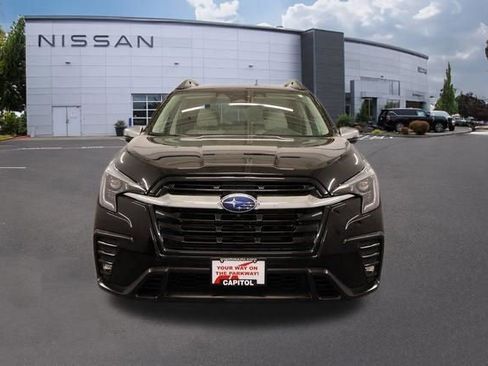 Used 2023 Subaru Ascent Limited w/ Technology Package AWD/4WD image 6