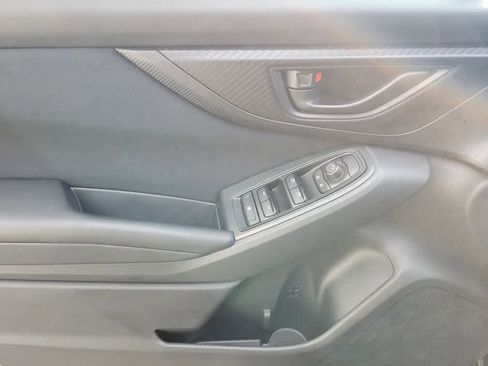 Used 2021 Subaru Crosstrek 2.0i image 21