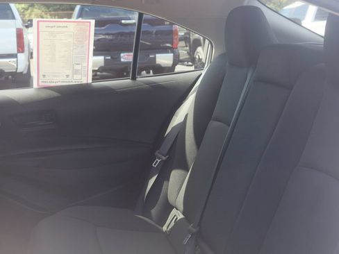 Used 2024 Toyota Corolla LE FWD image 29