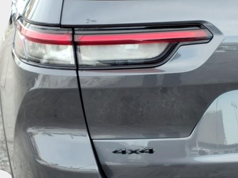 Certified 2024 Jeep Grand Cherokee L Altitude image 34