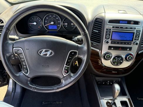 Used 2011 Hyundai Santa Fe SE AWD/4WD image 16