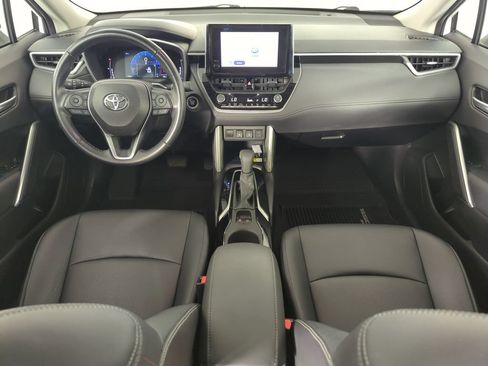 Used 2023 Toyota Corolla Cross XLE FWD image 15