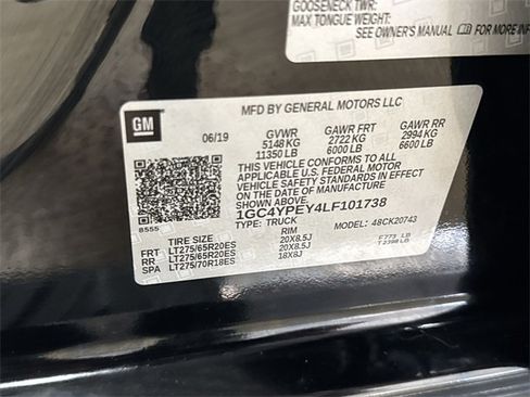 Used 2020 Chevrolet Silverado 2500 LTZ w/ LTZ Premium Package image 32