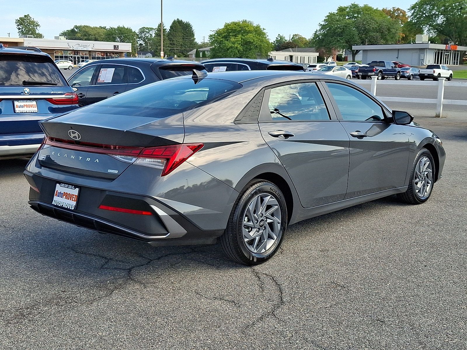Used 2026 Hyundai Elantra Hybrid FWD image 6