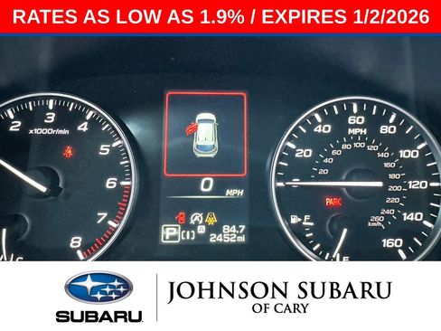 Used 2025 Subaru Crosstrek 2.0i Premium image 9