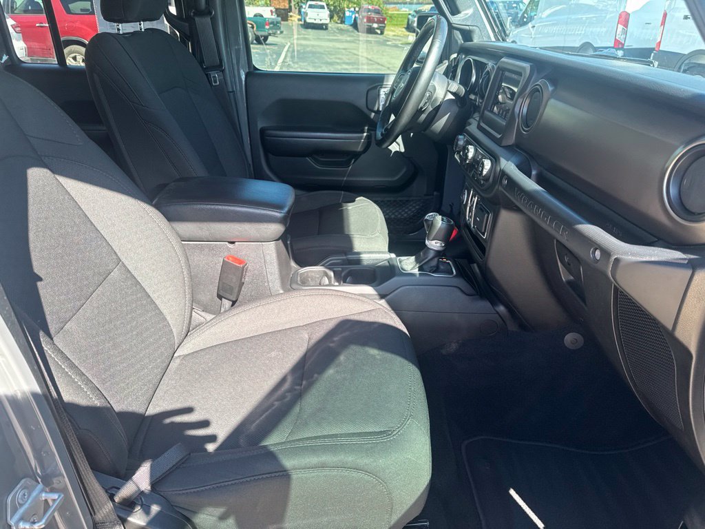 Used 2020 Jeep Wrangler Unlimited Sport S AWD/4WD image 32