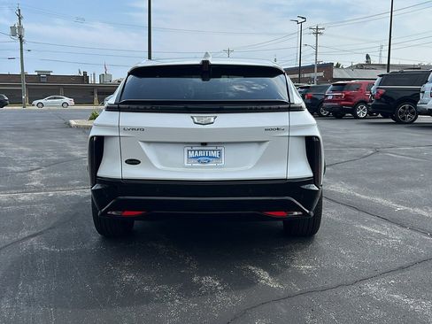Used 2024 Cadillac Lyriq Sport image 4