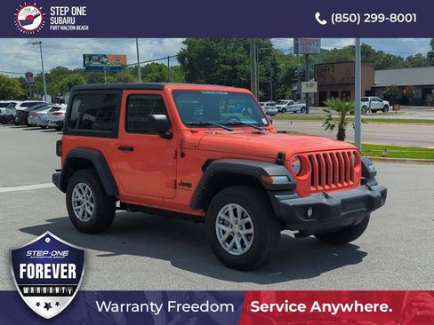 Used 2023 Jeep Wrangler Sport AWD/4WD image 9