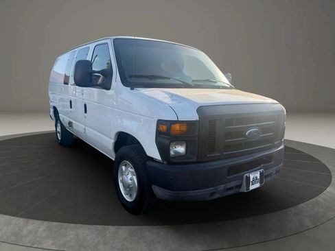 Used 2008 Ford E-350 and Econoline 350 Super Duty RWD image 3