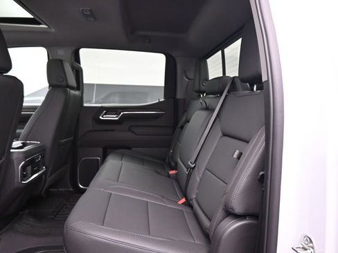New 2026 GMC Sierra 1500 SLT w/ SLT Premium Plus Package image 24