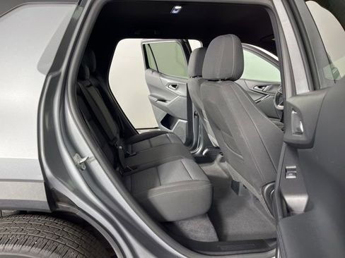 Used 2025 Chevrolet Equinox LT FWD image 44