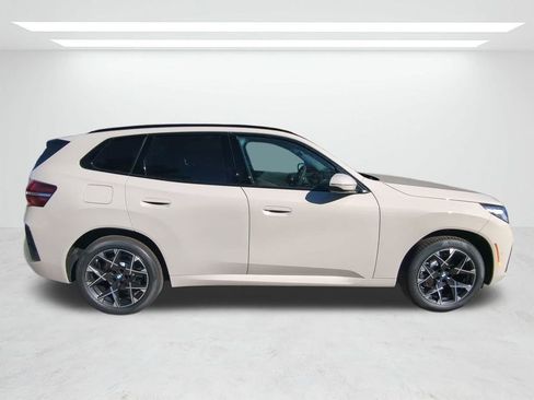 New 2026 BMW X3 xDrive30 w/ M Sport Package image 3