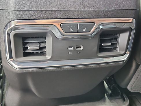 Certified 2025 GMC Sierra 1500 Denali Ultimate AWD/4WD image 29