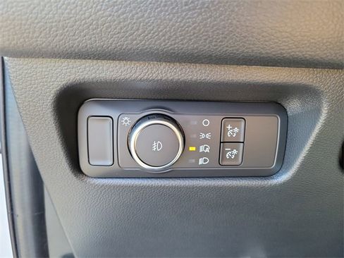 Used 2025 Ford Ranger XL w/ Trailer Tow Package image 12