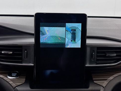 Used 2020 Ford Explorer Limited image 14