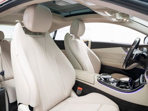 Used 2018 Mercedes-Benz E 400 E 400 image 22