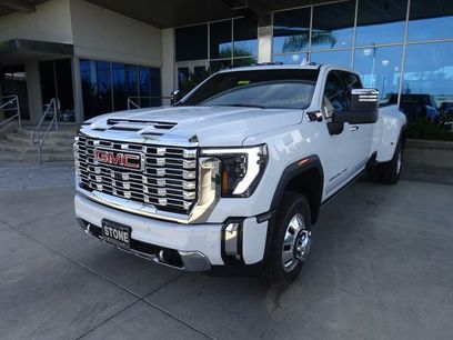 New 2026 GMC Sierra 3500 Denali w/ Denali Reserve Package