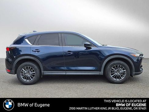 Used 2019 MAZDA CX-5 Touring FWD image 2
