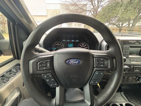 Used 2017 Ford F150 XLT image 22
