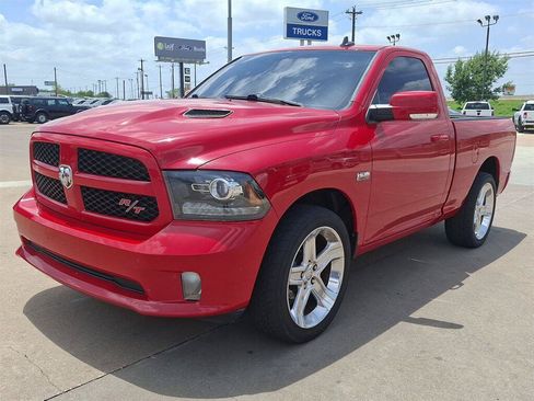 Used 2015 RAM 1500 Sport w/ Convenience Group RWD image 4