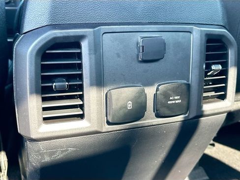 Used 2019 Ford F150 XLT w/ Equipment Group 302A Luxury AWD/4WD image 25