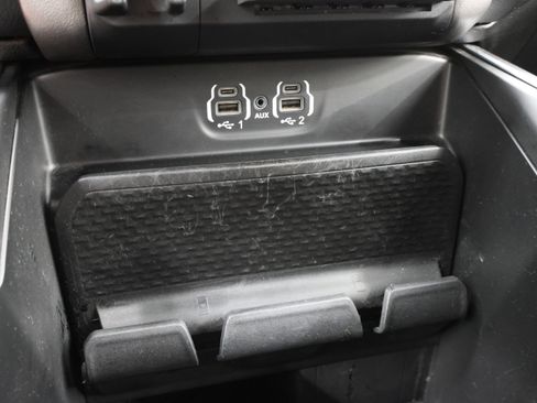 Used 2020 RAM 2500 Big Horn w/ Night Edition AWD/4WD image 46