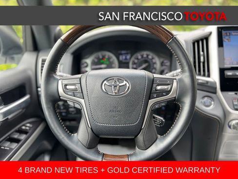 Certified 2020 Toyota Land Cruiser Heritage Edition AWD/4WD image 33