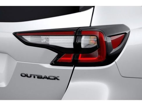 Certified 2025 Subaru Outback Onyx Edition w/ Popular Package #2 image 13