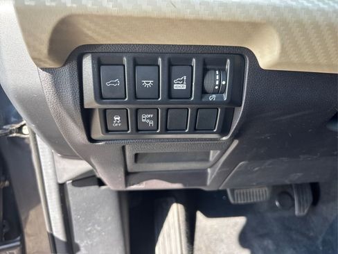 Used 2020 Subaru Ascent Premium w/ Sport Package image 39