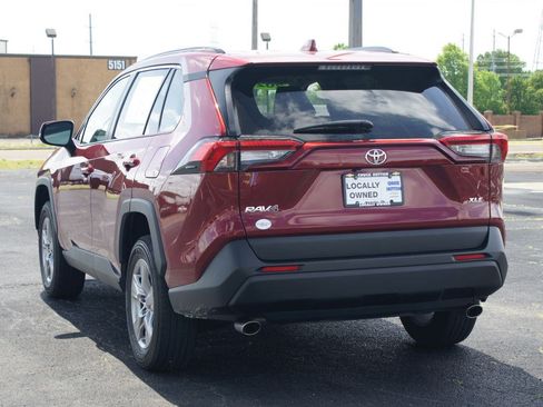 Used 2023 Toyota RAV4 XLE w/ Convenience Package FWD image 16