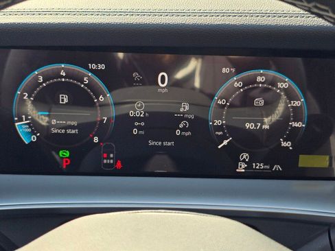 New 2026 Volkswagen Tiguan SE AWD/4WD image 33