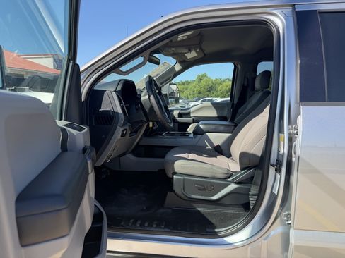 Used 2020 Ford F350 XLT w/ XLT Value Package AWD/4WD image 16