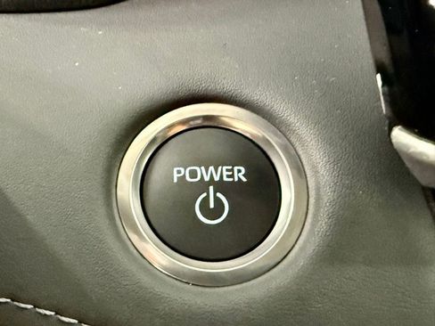 Used 2026 Toyota Highlander Platinum AWD/4WD image 30