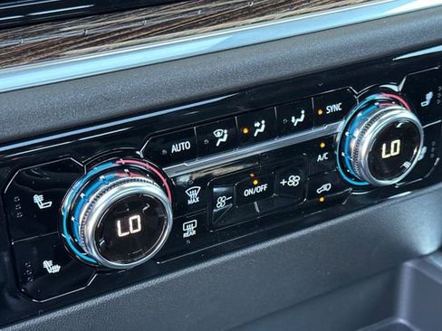 New 2025 GMC Sierra 1500 Elevation w/ Elevation Premium Package image 24