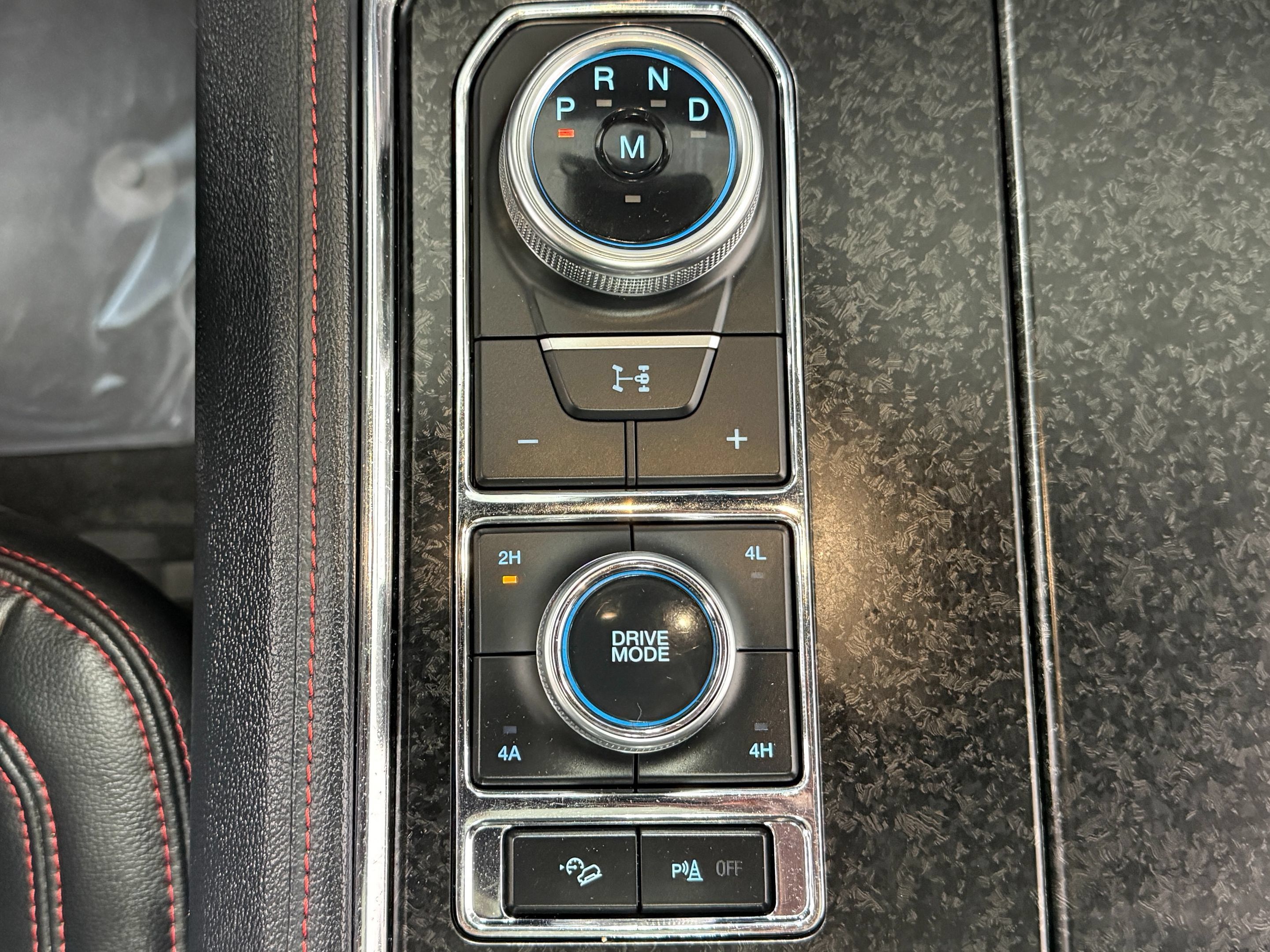 Used 2023 Ford Expedition Limited AWD/4WD image 30