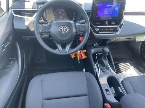 Used 2026 Toyota Corolla LE FWD image 10