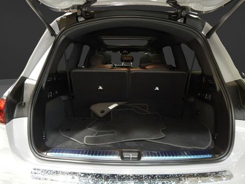 Used 2024 Mercedes-Benz GLS 450 4MATIC image 6