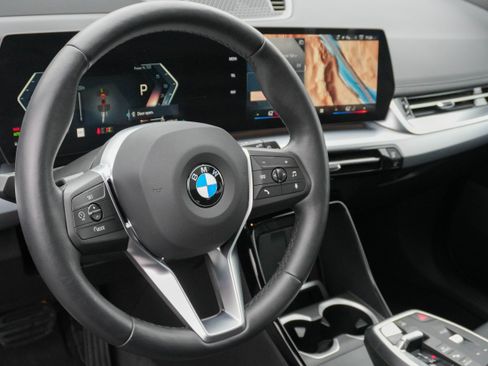 Certified 2025 BMW X1 xDrive28i image 10