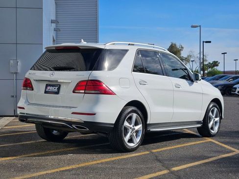 Used 2019 Mercedes-Benz GLE 400 4MATIC image 5