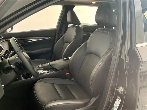 Certified 2025 INFINITI QX50 Luxe image 31