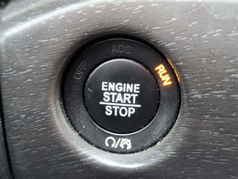 Used 2017 Jeep Grand Cherokee Laredo w/ Quick Order Package 23E image 24