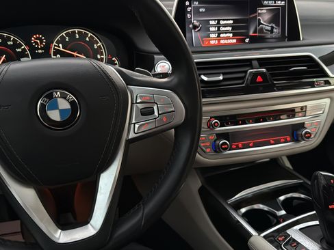 Used 2016 BMW 740i image 16