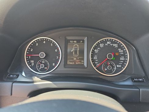 Used 2017 Volkswagen Tiguan Sport image 15