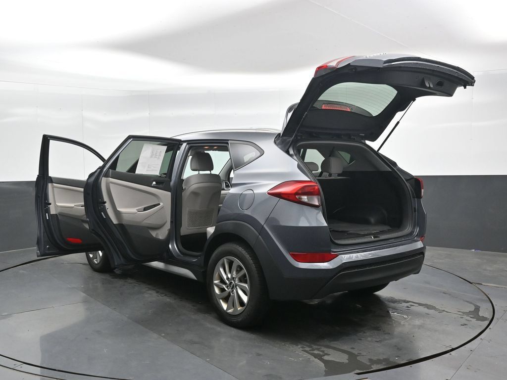 Used 2017 Hyundai Tucson SE w/ SE Popular Package 02 FWD image 47