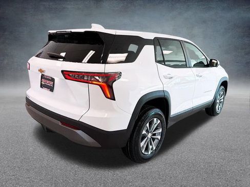 New 2026 Chevrolet Equinox LT w/ Safety and Technology Package FWD image 7