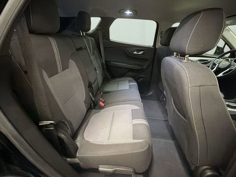 Used 2025 Chevrolet Blazer LT AWD/4WD image 14