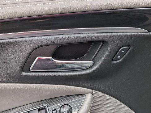 Used 2019 Chevrolet Impala LS FWD image 13