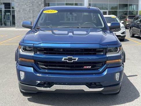 Used 2017 Chevrolet Silverado 1500 LT w/ LT Convenience Package AWD/4WD image 12