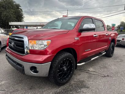 Used 2011 Toyota Tundra 4x4 CrewMax w/ SR5 Pkg